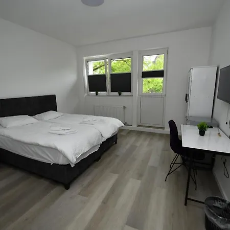 Royal 101